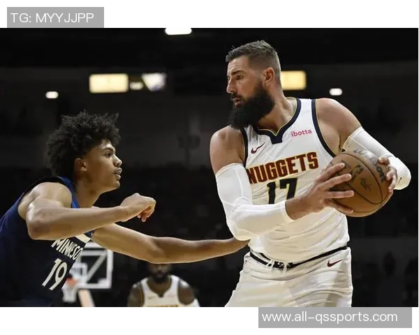 芬奇赞贝兰热打球风格强硬敏锐感知比赛局势令人印象深刻 芬奇赞贝兰热打球风格强硬敏锐感知比赛局势令人印象深刻