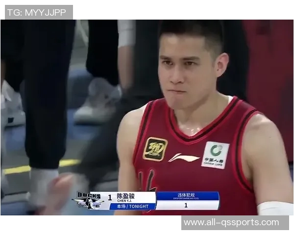 北京外援贝利杰曼强势追分周琦陈盈骏接连犯规送分局势紧张